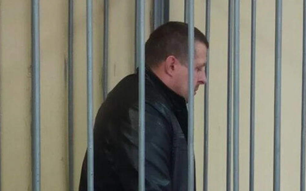 На Урале арестовали водителя, пытавшегося провезти оружие в колонию