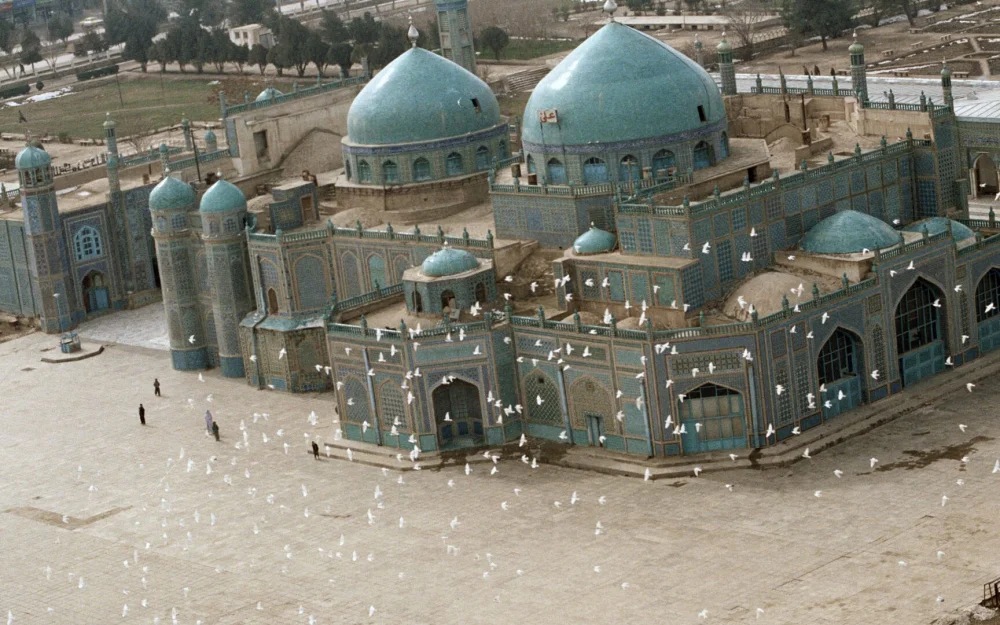 Землетрясение в Афганистане частично разрушило всемирно известную мечеть