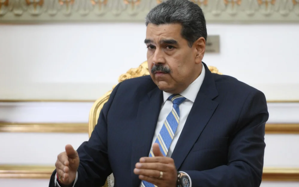 Мадуро призвал студентов Венесуэлы и США выступить против войны