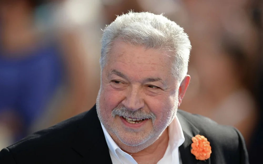 Фонд капремонта Москвы попросил взыскать долг с телеведущего Гусмана