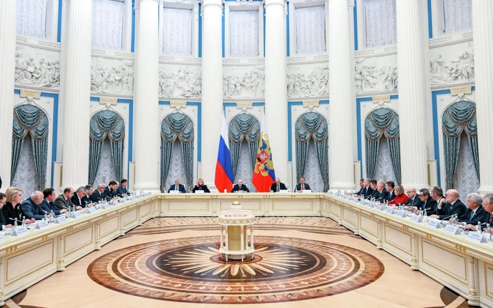 Путин назвал фейки оружием, которое используют противники России