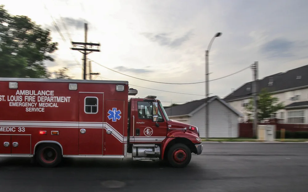 В мэрии Луисвилла сообщили о пострадавших в крушении грузового самолета