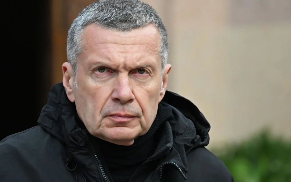 Обвиняемые в покушении на Соловьева были неонацистами, сообщил свидетель