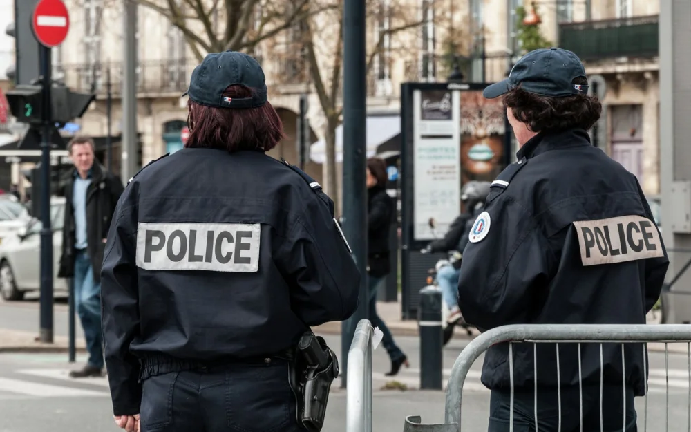 Телеканал BFMTV прервал вещание из-за угрозы взрыва