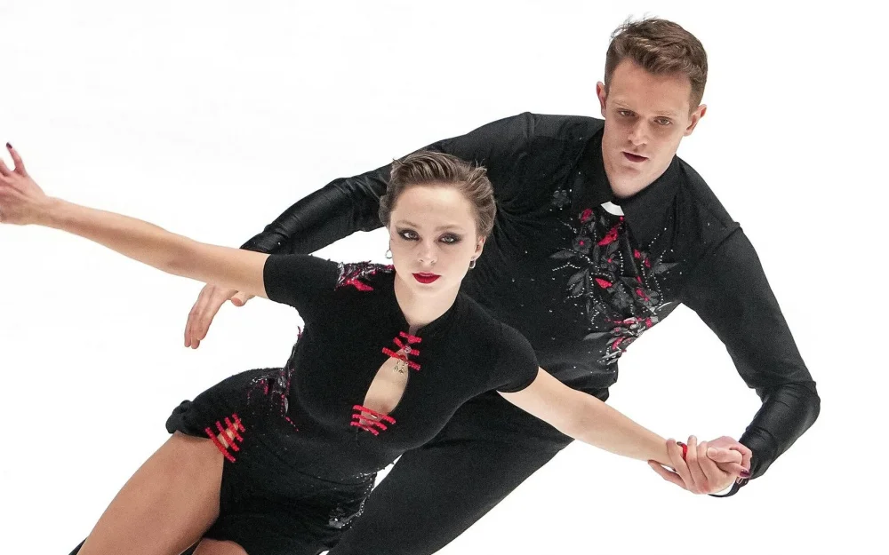 Бойкова и Козловский с четверным выбросом выиграли этап Гран-при в Казани