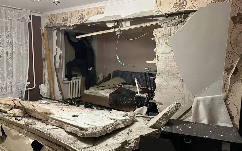 В прокуратуре назвали причину взрыва в квартире в Ачинске