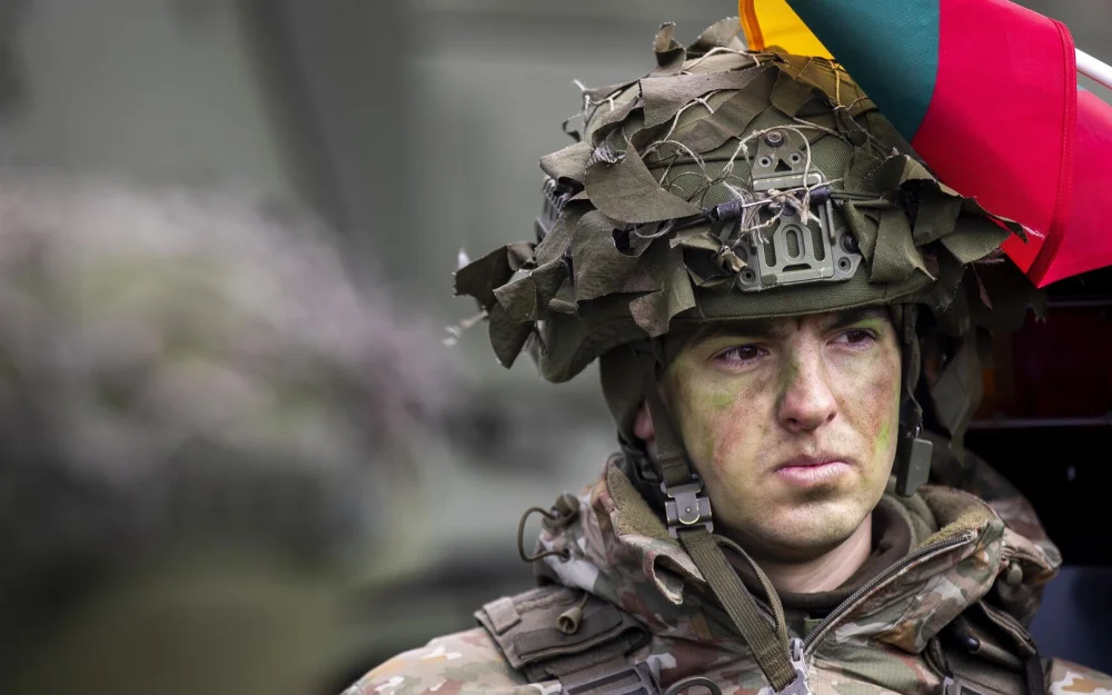 Точно помогут: в Литве заговорили о необычном оружии для войны с Россией