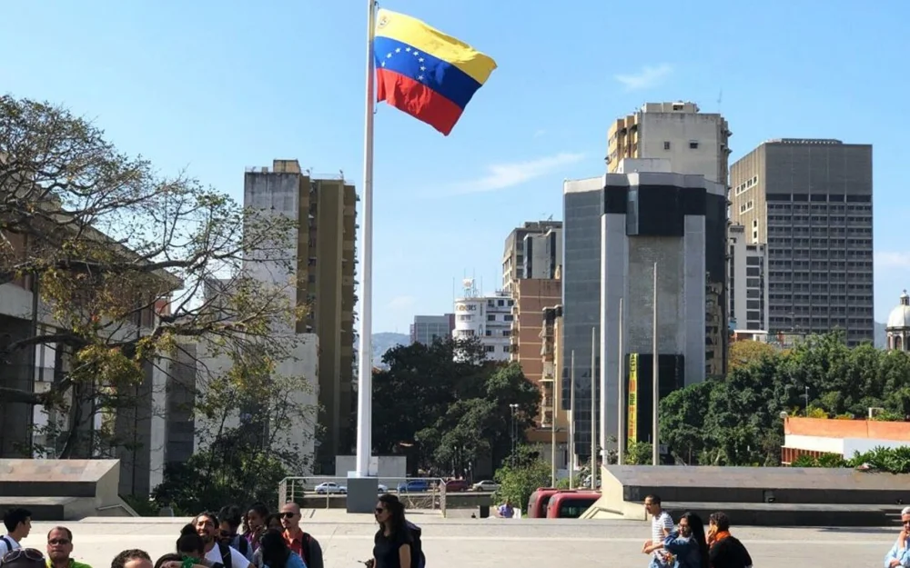 СМИ: шесть авиакомпаний отменили рейсы в Венесуэлу после предупреждения США