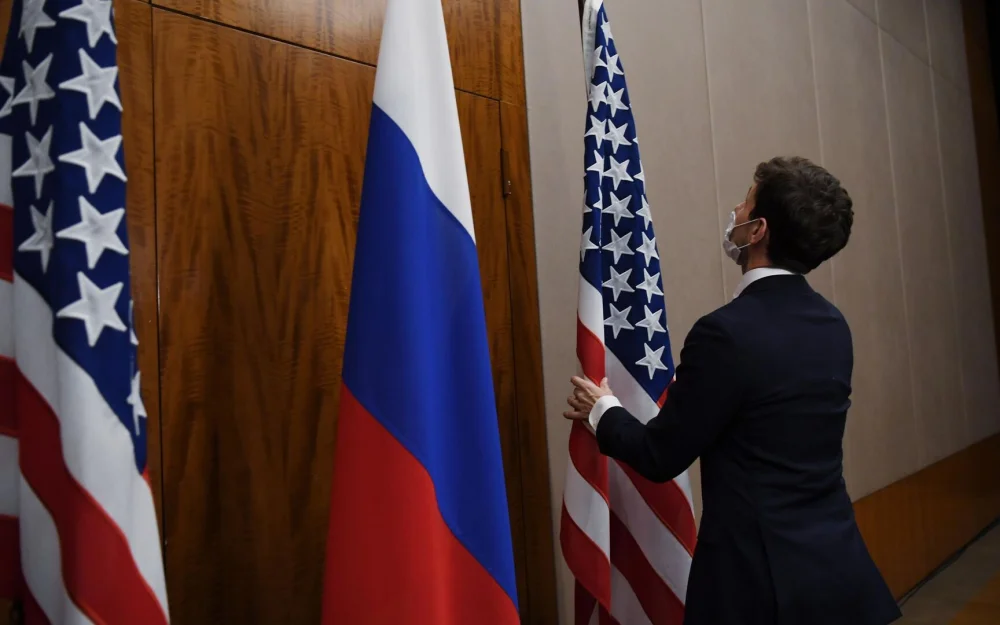 В Кремле рассказали о контактах России и США по украинскому урегулированию