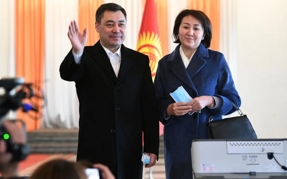 Жапаров проголосовал на выборах депутатов парламента Киргизии