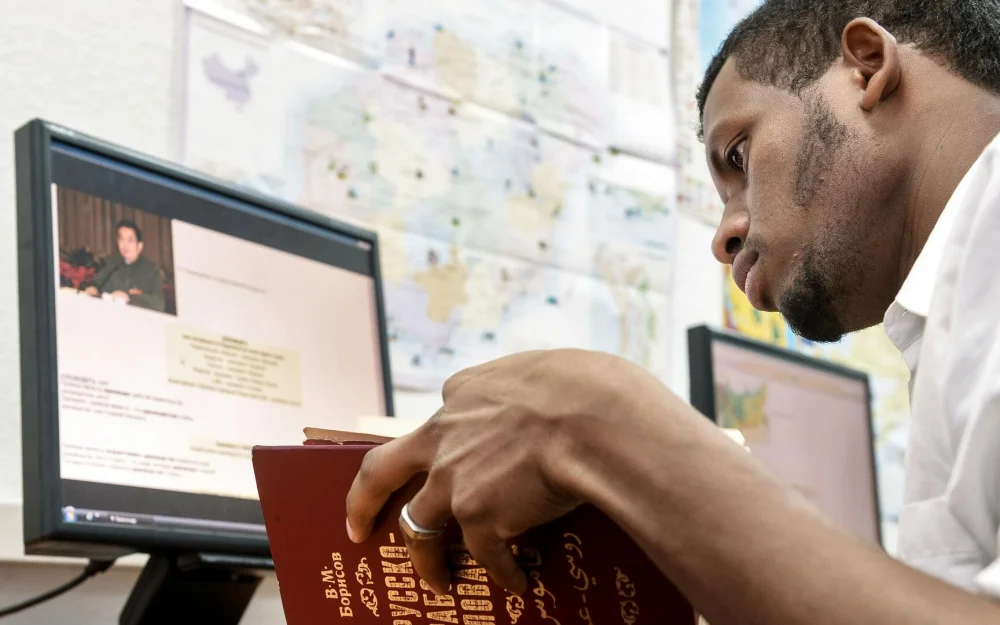 Филолог рассказала, за сколько лет можно освоить русский язык