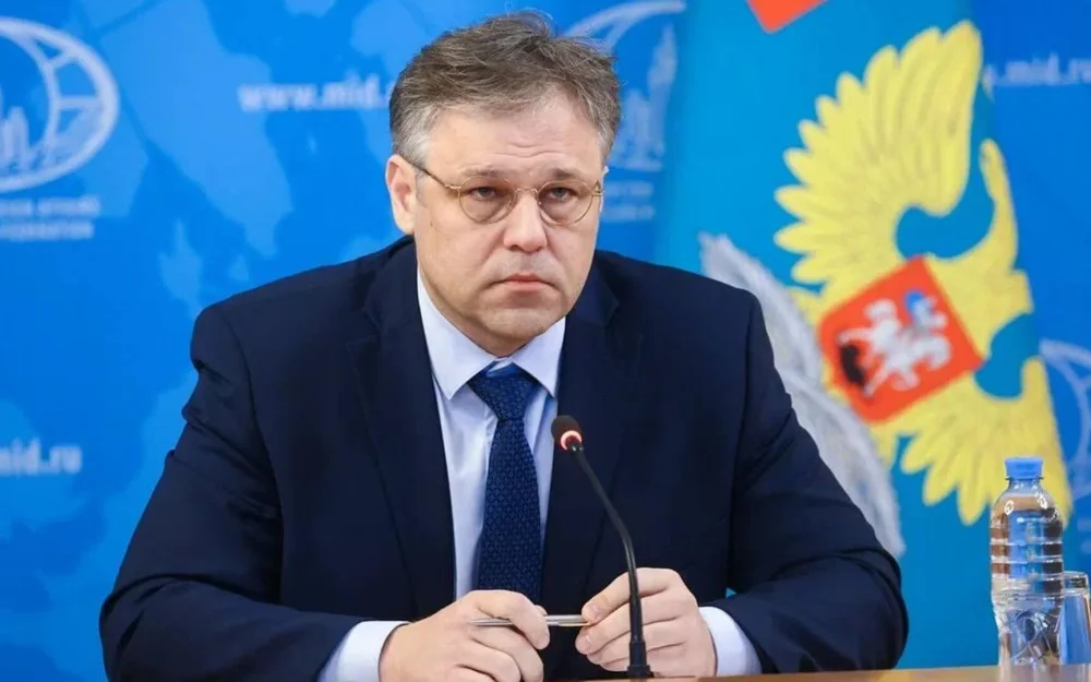 Прогнозировать политику США по отношению к Киеву сложно, заявил Мирошник