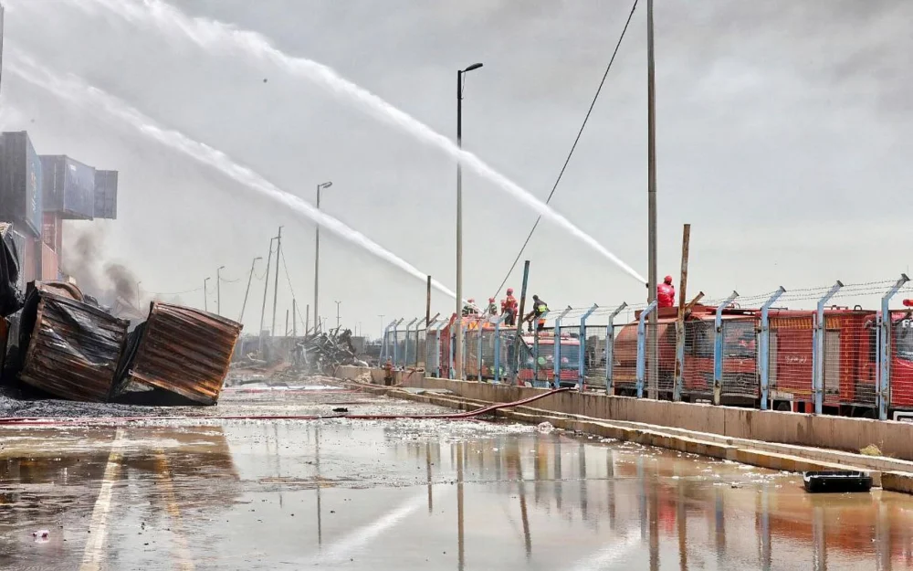 В Иране загорелся газовый завод