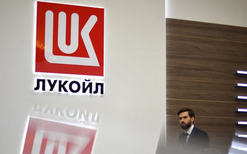 Gunvor: продажа Лукойлом зарубежных активов не предполагает их возврата