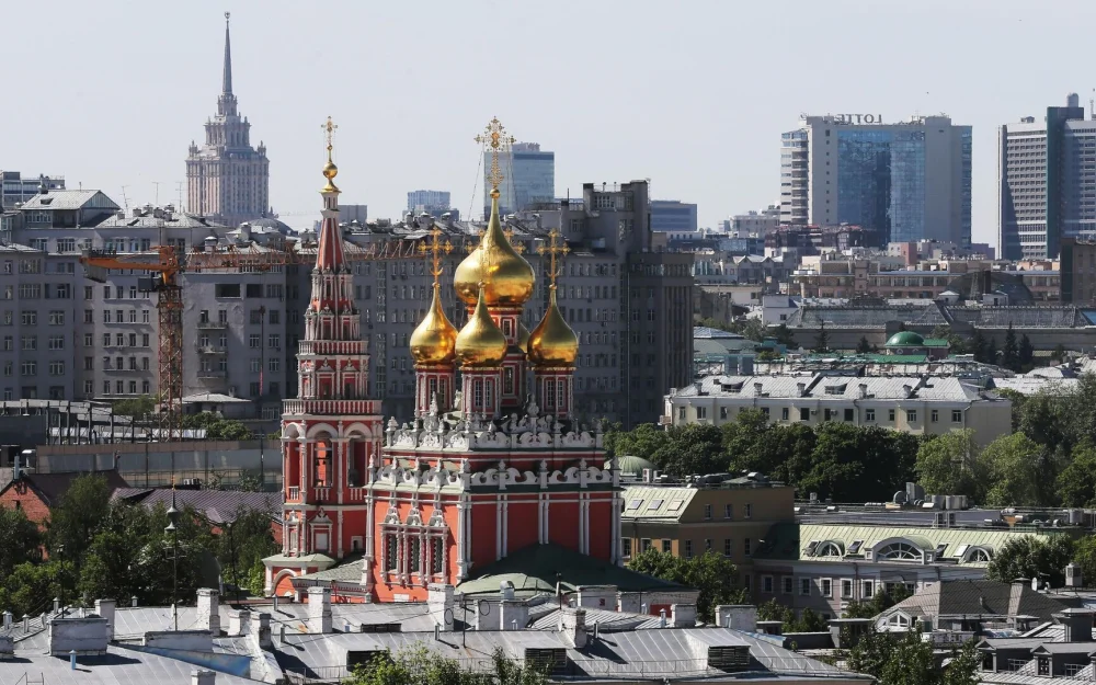 Москвичам пообещали аномально теплую погоду