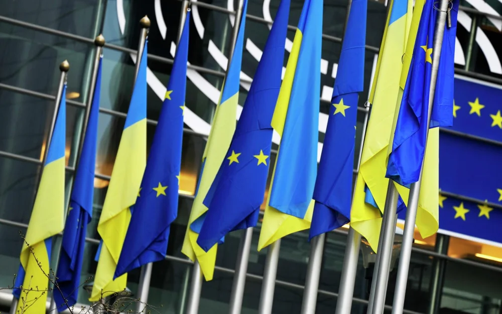 Украина может лишиться поддержки МВФ, пишет Politico