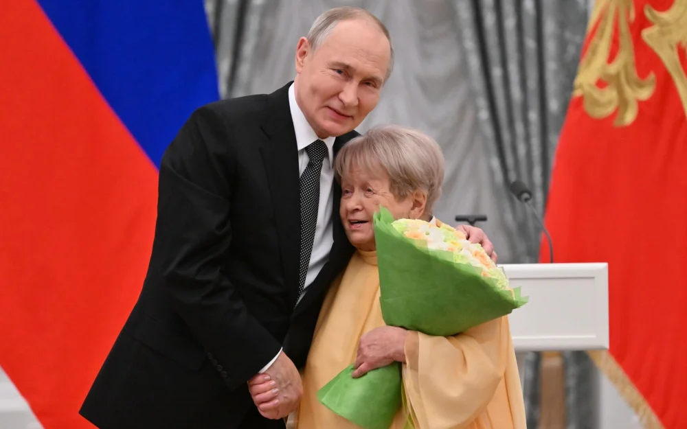 В песнях Пахмутовой нашли отражение судьбы поколений, заявил Путин