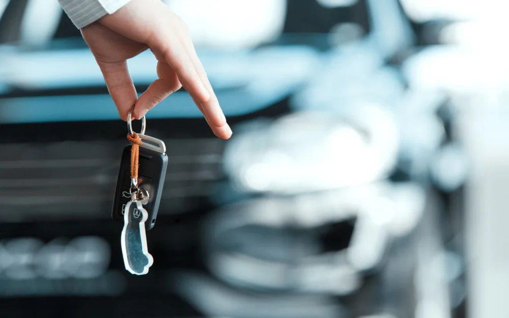 Миронов предложил регистрировать сделки на авторынке через Госуслуги