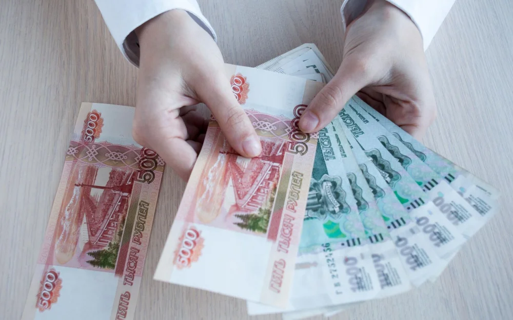 Назван минимальный размер больничного по уходу за ребенком в 2026 году