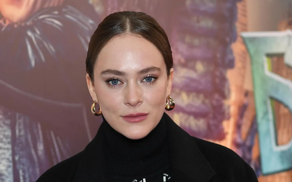 Тарасова создает хорошую атмосферу на съемочной площадке, заявила Снигирь