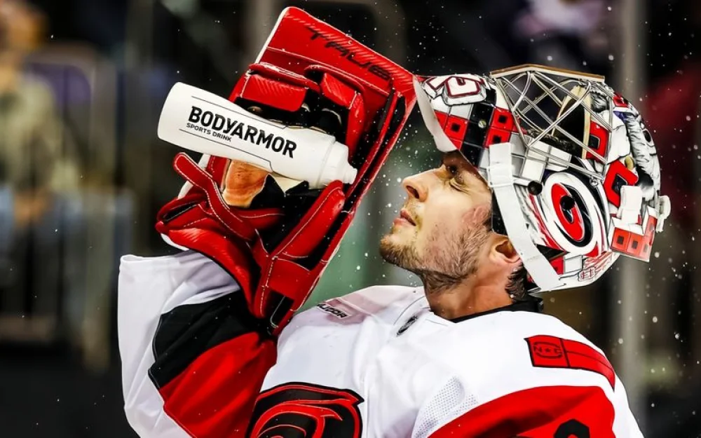 НХЛ: сухарь Кочеткова в Нью-Йорке, победный буллит Хуснутдинова и гол+пас Демидова. Обзор игрового дня