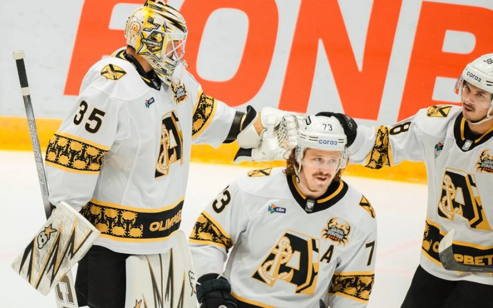 «Адмирал» вырывает победу у «Торпедо» по буллитам и продлевает серию до трёх матчей