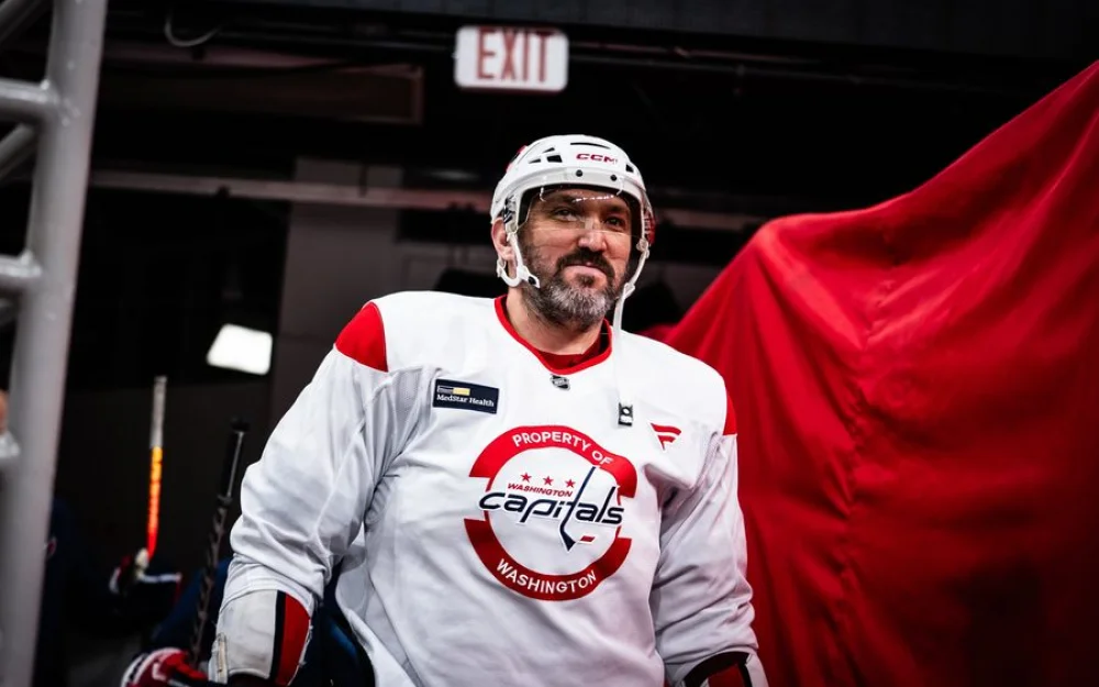 Овечкин снова бьёт рекорды: 901-й гол в матче против «Харрикейнз»