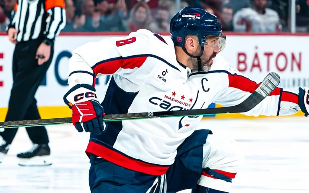 Овечкин оформил хет-трик и вошёл в топ-10 бомбардиров НХЛ: «Вашингтон» разгромил «Монреаль» 8:4