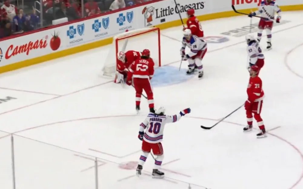 Отдавший 4 передачи Панарин признан звездой матча Рейнджерс против Тампы