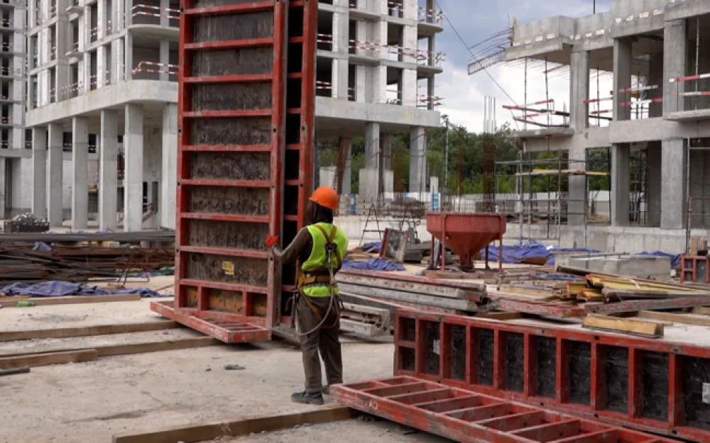 До конца 2025 года в Крыму введут рекордные 1,25 млн кв. м жилья