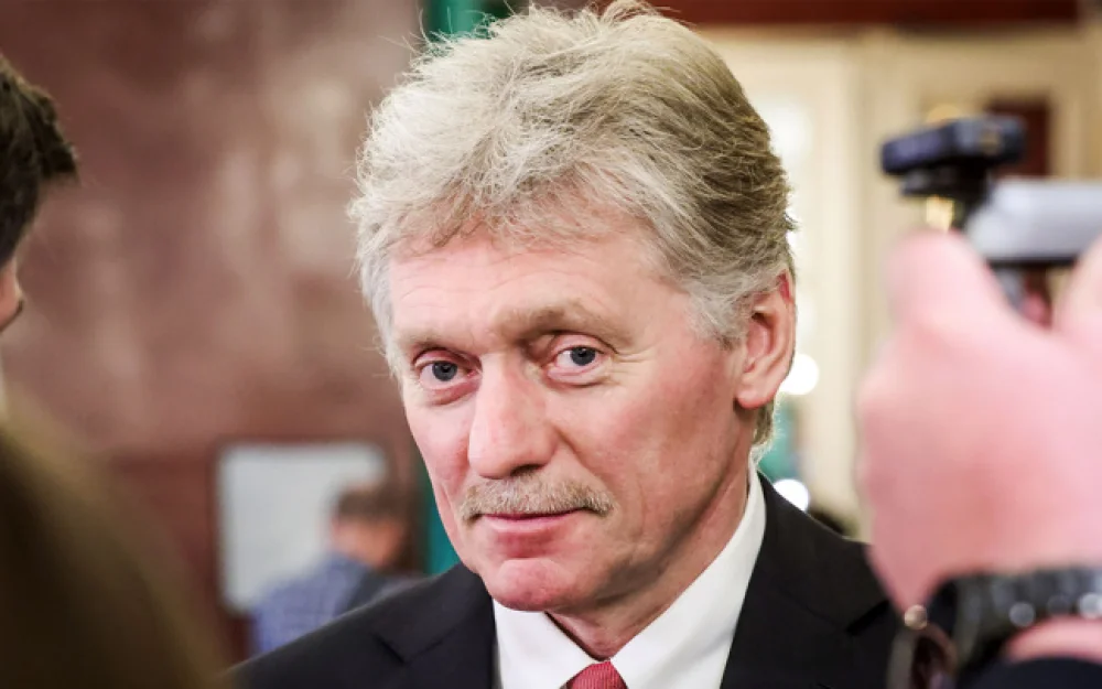 Песков: праздник 7 ноября потерял актуальность с исторической точки зрения