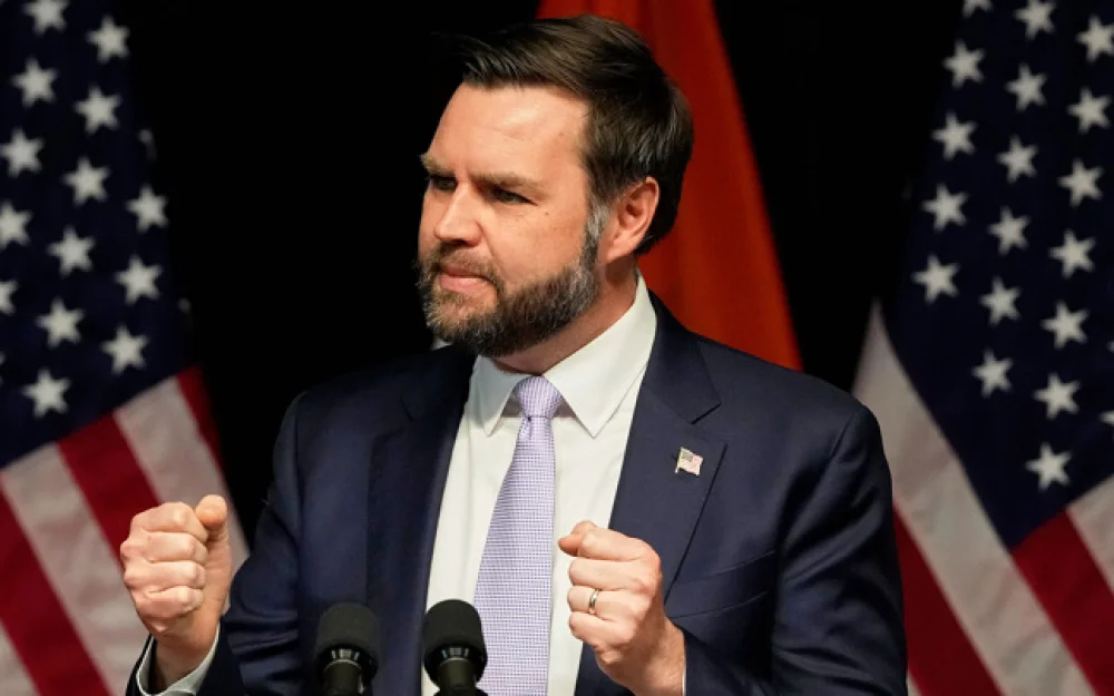 Вэнс рассказал о состоянии здоровья Трампа и его способности не спать по 20 часов