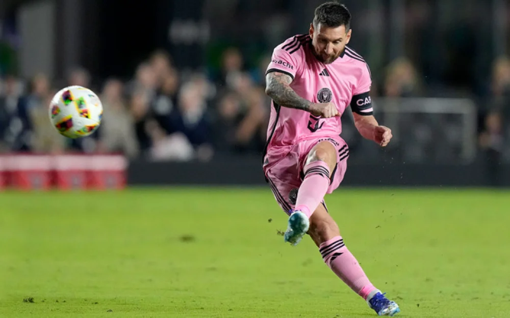 Месси стал лучшим ассистентом в истории футбола