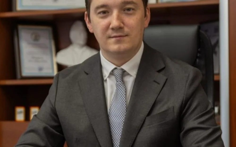 Глава Стерлитамака Шаймарданов выехал к месту происшествия на нефтехимзаводе