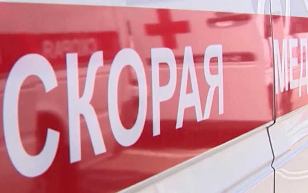 Мужчина и его дочь пострадали при пожаре в деревянном гараже в Якутске