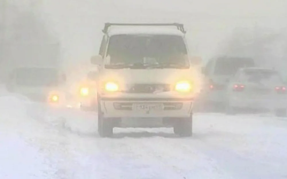 Дорогу до аэропорта закрыли на Камчатке из-за непогоды