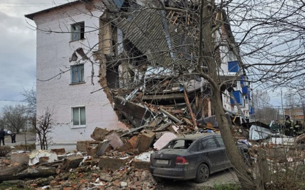 Три человека пострадали при обрушении жилого дома под Тулой