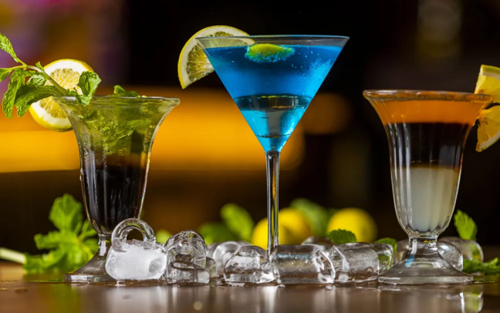 Норвежские ученые считают, что алкоголь в молодости может помочь в карьере