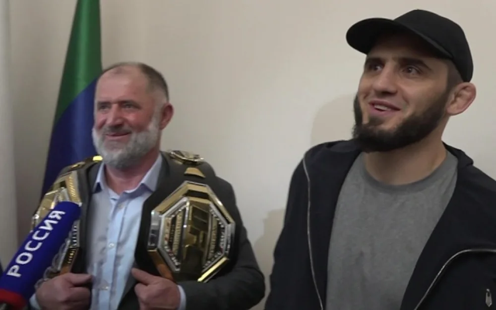 Ислам Махачев посвятил новую победу в UFC молодому поколению