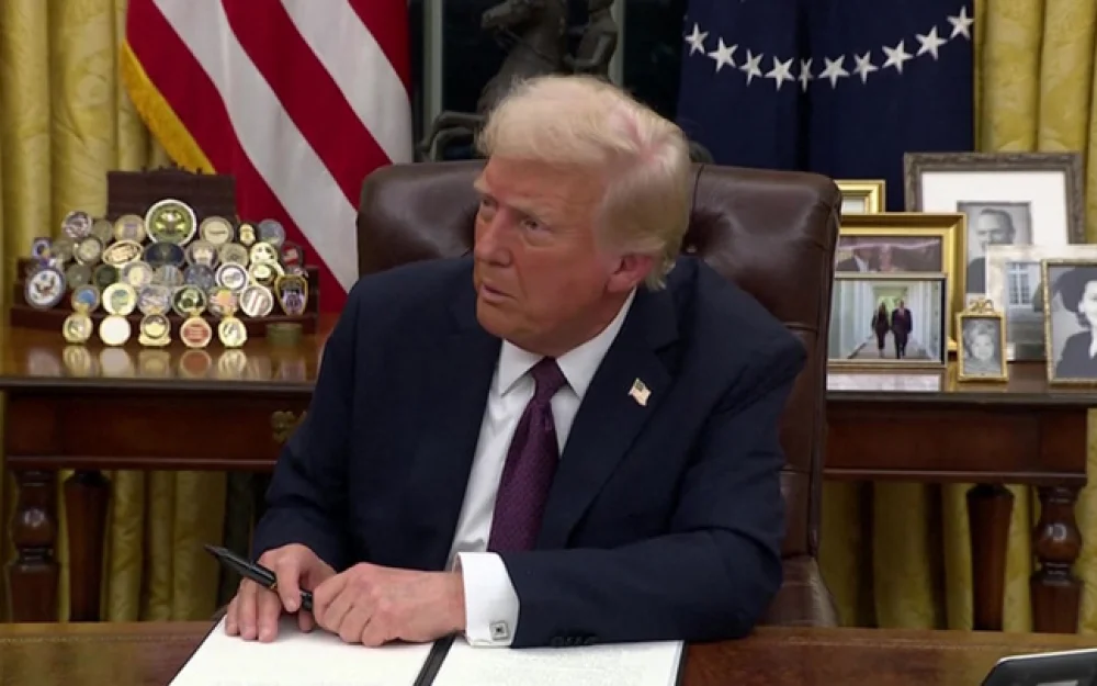 Белый дом: Трамп начал переговоры с временным президентом Сирии аш-Шараа