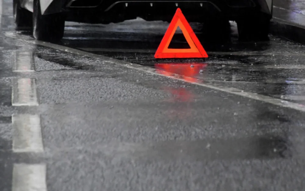 На федеральной трассе в ЕАО в аварии погиб человек, трое получили ранения