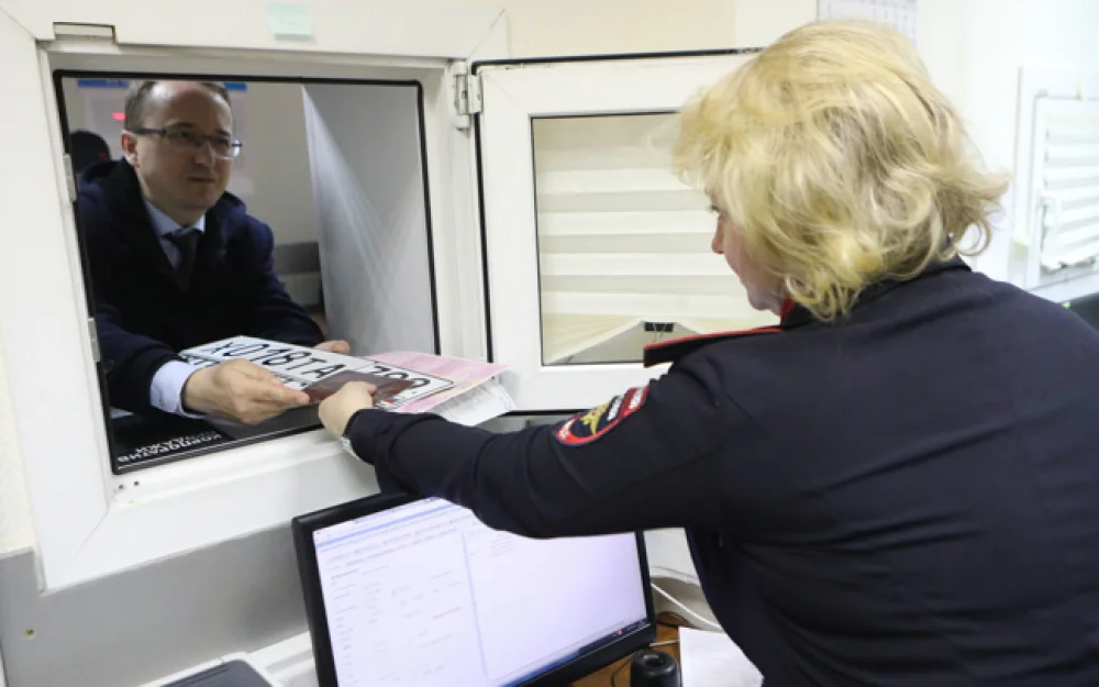 В Санкт-Петербурге начали выдавать автомобильные номера с новым кодом 778