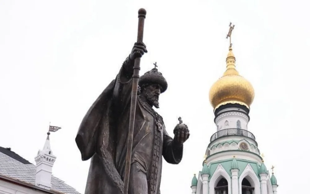 Памятник Ивану Грозному открыли в Вологде в День народного единства