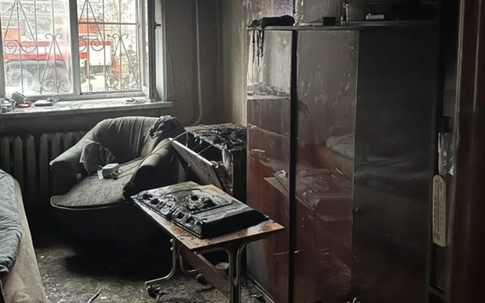 В Дзержинске новый телевизор стал причиной пожара, в котором пострадали двое