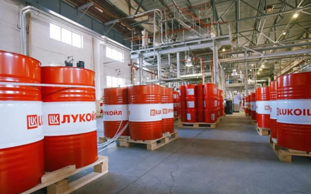 Politico: Болгария обратилась к США из-за санкций против Лукойла