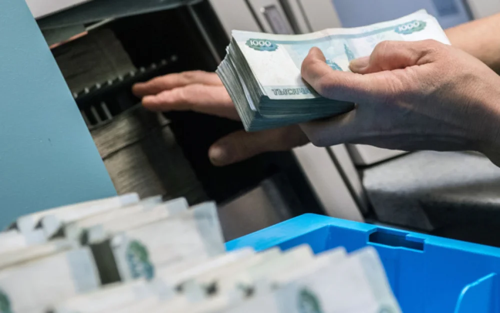 Экономист Задорнов дал совет россиянам, куда сейчас вкладывать деньги