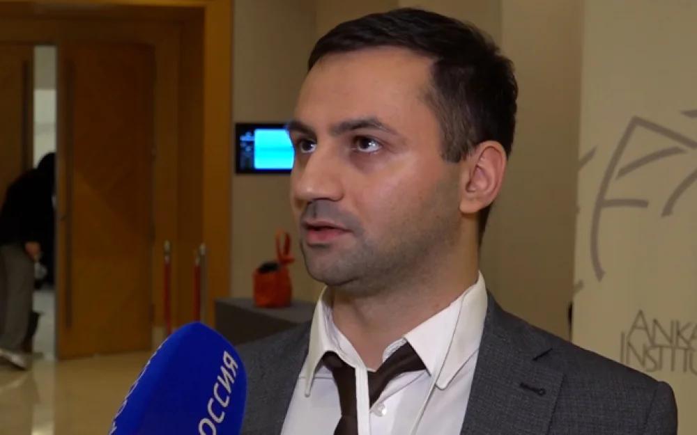 Эксперт Мамедов рассказал, чем обусловлена политическая эволюция аш-Шарааа