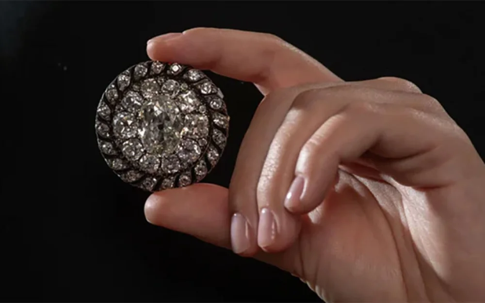 Оставленная Наполеоном при бегстве с Ватерлоо брошь ушла с молотка за $4,4 млн