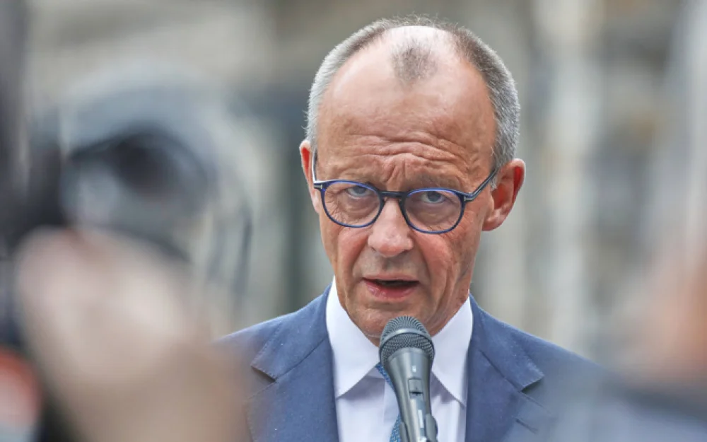 Эксперт Сосновский: Мерц верит, что Германия будет воевать с РФ