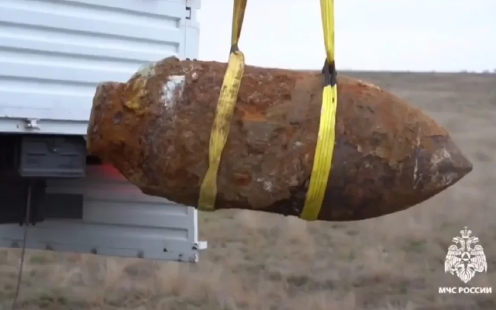 Обнаруженную во время земляных работ авиабомбу уничтожили в Волгограде